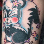 Фото татуировки со скунсом 28.03.2021 №393 - Skunk tattoo - tatufoto.com