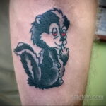 Фото татуировки со скунсом 28.03.2021 №411 - Skunk tattoo - tatufoto.com