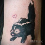Фото татуировки со скунсом 28.03.2021 №413 - Skunk tattoo - tatufoto.com