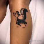 Фото татуировки со скунсом 28.03.2021 №429 - Skunk tattoo - tatufoto.com