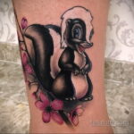 Фото татуировки со скунсом 28.03.2021 №453 - Skunk tattoo - tatufoto.com