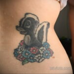 Фото татуировки со скунсом 28.03.2021 №461 - Skunk tattoo - tatufoto.com