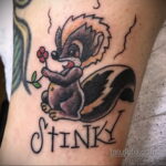 Фото татуировки со скунсом 28.03.2021 №469 - Skunk tattoo - tatufoto.com