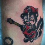 Фото татуировки со скунсом 28.03.2021 №497 - Skunk tattoo - tatufoto.com