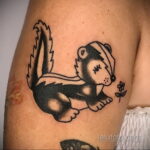 Фото татуировки со скунсом 28.03.2021 №516 - Skunk tattoo - tatufoto.com