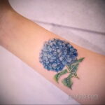 Фото татуировки цветок гортензия 31.03.2021 №012 - tattoo hydrangea - tatufoto.com