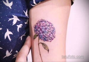 Фото татуировки цветок гортензия 31.03.2021 №013 - tattoo hydrangea - tatufoto.com