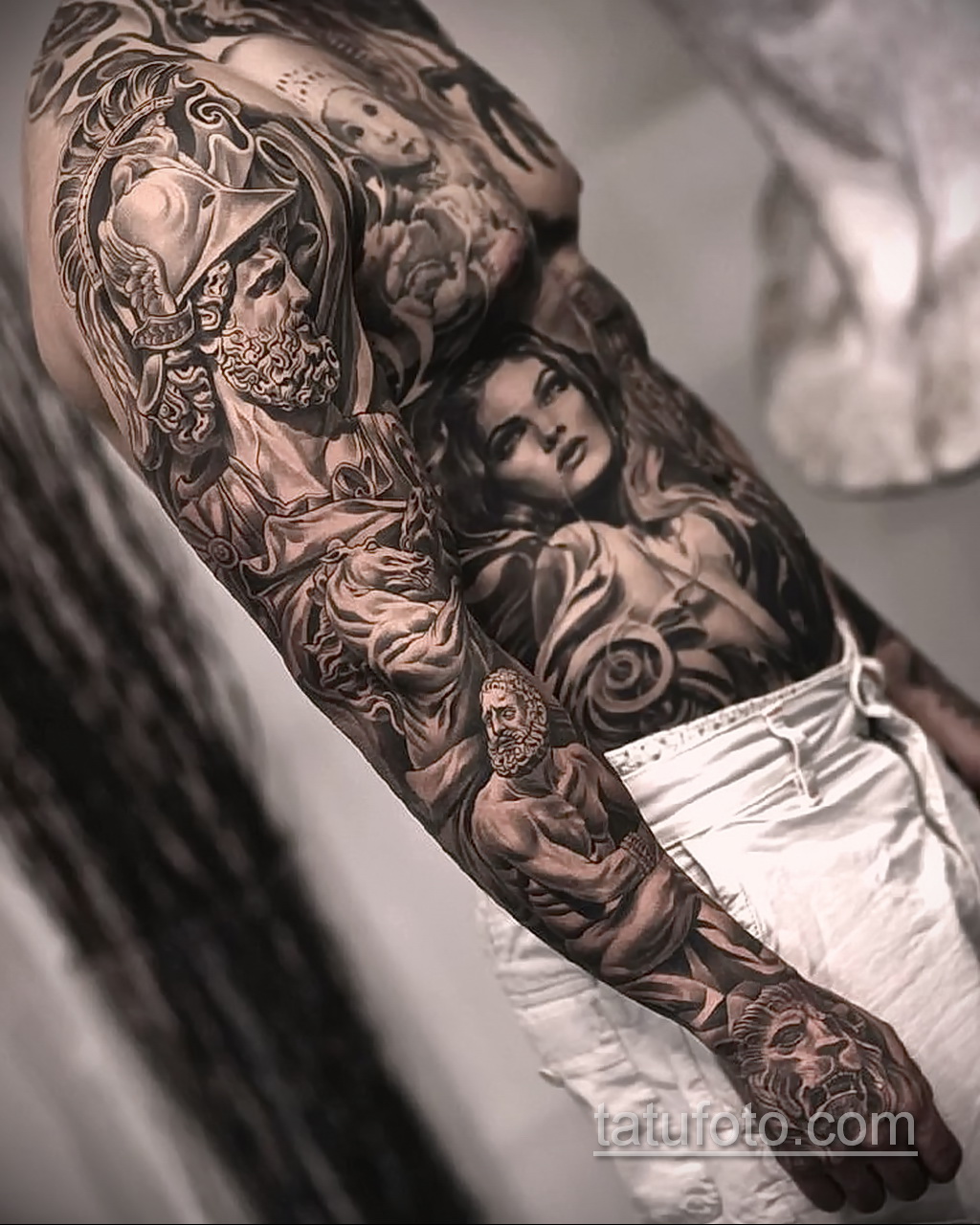 Фото интересного рисунка мужской тату 05.04.2021 № 128 - male tattoo - tatu...