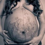 Фото беременная с тату 19.04.2021 №021 - pregnant tattoo - tatufoto.com