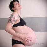 Фото беременная с тату 19.04.2021 №043 - pregnant tattoo - tatufoto.com