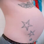Фото беременная с тату 19.04.2021 №049 - pregnant tattoo - tatufoto.com
