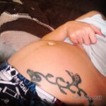 Фото беременная с тату 19.04.2021 №067 - pregnant tattoo - tatufoto.com