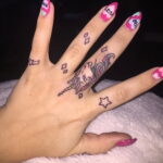 Фото интересного рисунка женской тату 05.04.2021 №132 - female tattoo - tatufoto.com