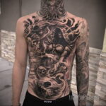 Фото интересного рисунка мужской тату 05.04.2021 №060 - male tattoo - tatufoto.com