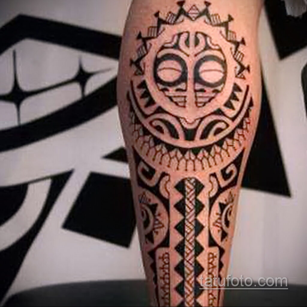 Фото интересного рисунка мужской тату 05.04.2021 №150 - male tattoo - tatufoto.com
