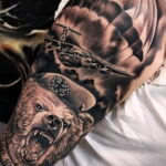Фото интересного рисунка мужской тату 05.04.2021 №179 - male tattoo - tatufoto.com
