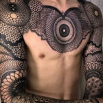 Фото интересного рисунка мужской тату 05.04.2021 №186 - male tattoo - tatufoto.com