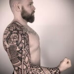 Фото интересного рисунка мужской тату 05.04.2021 №194 - male tattoo - tatufoto.com