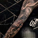 Фото татуировки с оборотнем 01.04.2021 №277 - werewolf tattoo - tatufoto.com