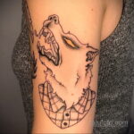 Фото татуировки с оборотнем 01.04.2021 №382 - werewolf tattoo - tatufoto.com