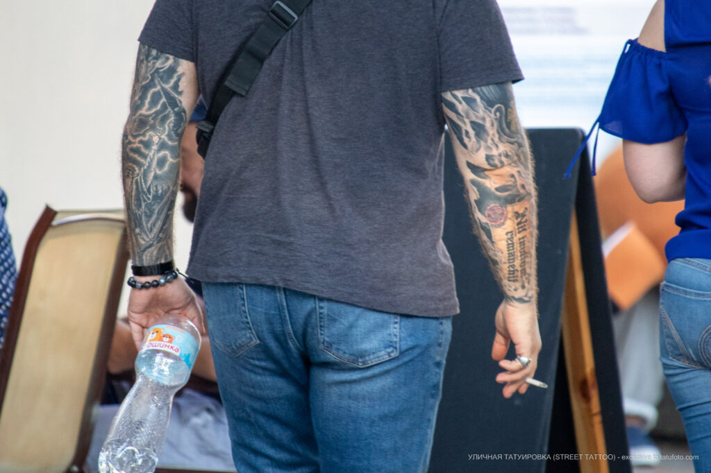 Брутальные тату рукава на руках у мужчины – Фото Уличная тату (street tattoo) № 13 – 27.06.2021 2