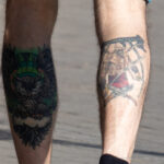 Тату воин казак и сова внизу ног парня – Фото Уличная тату (street tattoo) № 13 – 27.06.2021 4