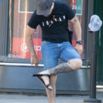 Тату маори узоры на левой ноге парня – Фото Уличная тату (street tattoo) № 13 – 27.06.2021 2
