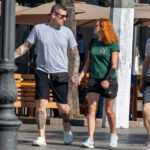 Тату парусник и маяк на голени у парня – Фото Уличная тату (street tattoo) № 13 – 27.06.2021 5