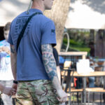 Тату паутина со скелетом на правой руке парня – Фото Уличная тату (street tattoo) № 13 – 27.06.2021 1