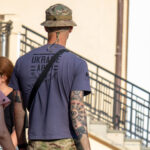 Тату паутина со скелетом на правой руке парня – Фото Уличная тату (street tattoo) № 13 – 27.06.2021 5