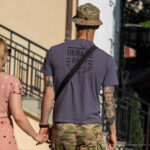 Тату паутина со скелетом на правой руке парня – Фото Уличная тату (street tattoo) № 13 – 27.06.2021 8