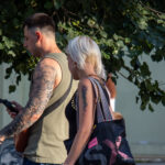 Тату роза и змея на плече девушки – Фото Уличная тату (street tattoo) № 13 – 27.06.2021 1