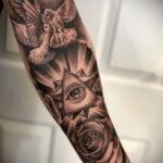 Фото интересной татуировки 02.06.2021 №036 - cool tattoo - tatufoto.com