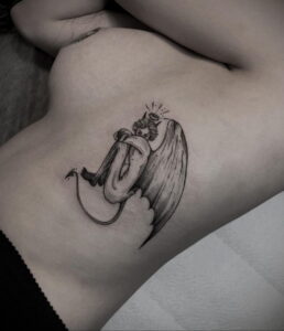 Фото интересной татуировки 02.06.2021 №109 - cool tattoo - tatufoto.com