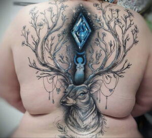 Фото интересной татуировки 02.06.2021 №114 - cool tattoo - tatufoto.com