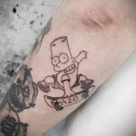 Фото тату со скейтбордом 19.06.2021 №056 - skateboard tattoo - tatufoto.com