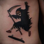 Фото тату со скейтбордом 19.06.2021 №102 - skateboard tattoo - tatufoto.com