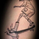 Фото тату со скейтбордом 19.06.2021 №120 - skateboard tattoo - tatufoto.com