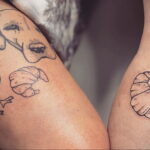 Фото татуировки круассан 05.06.2021 №021 - croissant tattoo - tatufoto.com