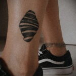 Фото татуировки круассан 05.06.2021 №040 - croissant tattoo - tatufoto.com