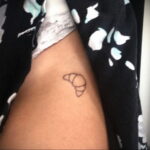 Фото татуировки круассан 05.06.2021 №045 - croissant tattoo - tatufoto.com