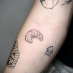 Фото татуировки круассан 05.06.2021 №060 - croissant tattoo - tatufoto.com