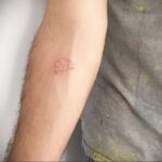 Фото татуировки круассан 05.06.2021 №072 - croissant tattoo - tatufoto.com