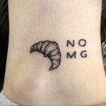 Фото татуировки круассан 05.06.2021 №078 - croissant tattoo - tatufoto.com