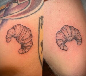 Фото татуировки круассан 05.06.2021 №097 - croissant tattoo - tatufoto.com