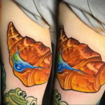 Фото татуировки круассан 05.06.2021 №136 - croissant tattoo - tatufoto.com