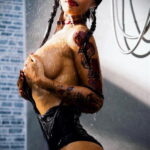 Фото Принятие душа с татуировкой 04.07.2021 №034 -Showering with a tattoo- tatufoto.com