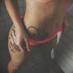 Фото Принятие душа с татуировкой 04.07.2021 №094 -Showering with a tattoo- tatufoto.com