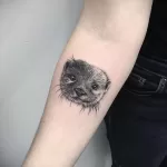 Фото рисунка тату Выдра 24.07.2021 №016 - otter tattoo - tatufoto.com