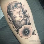 Фото рисунка тату Выдра 24.07.2021 №171 - otter tattoo - tatufoto.com